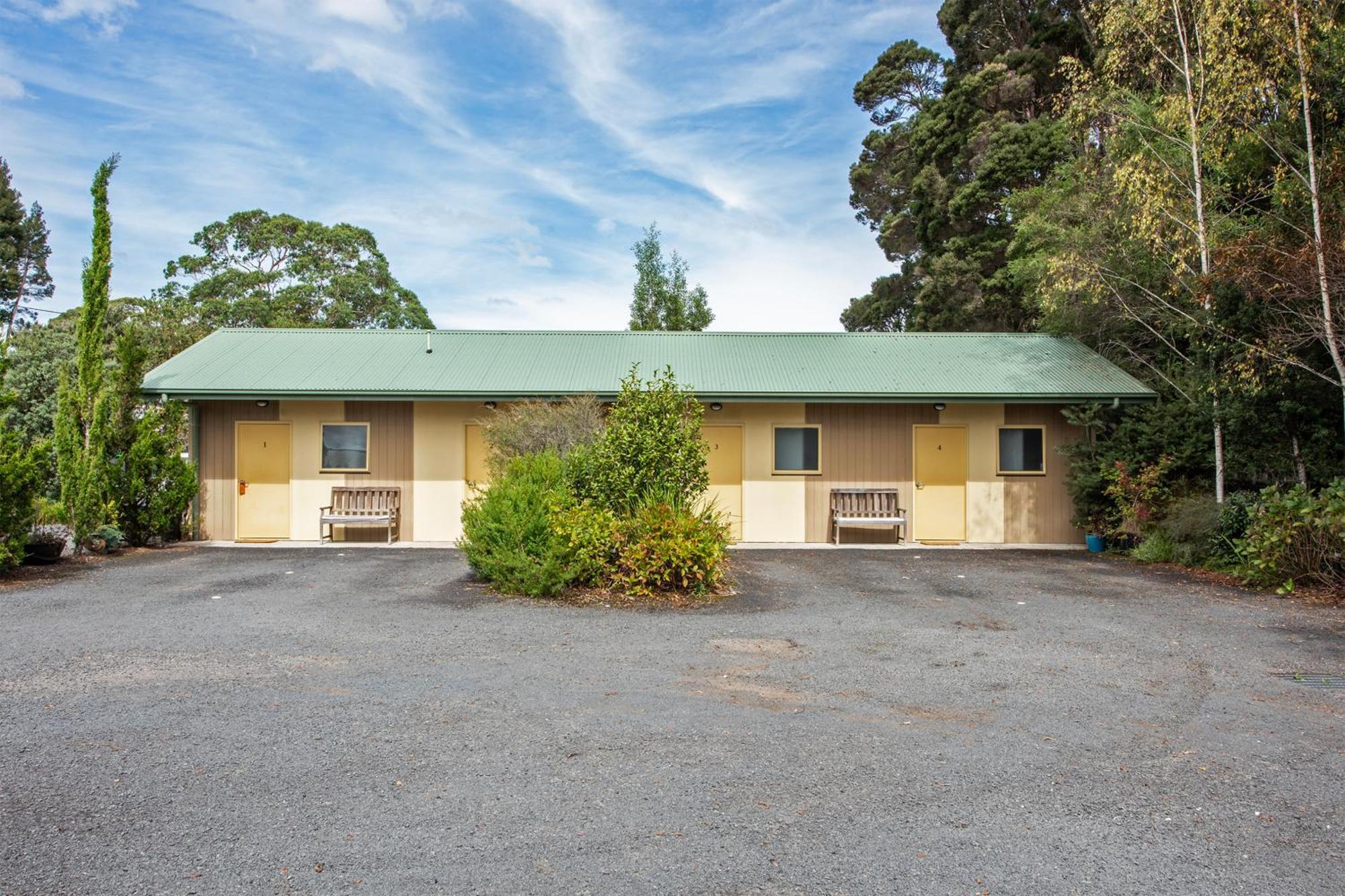 Motel Strahan Exterior photo
